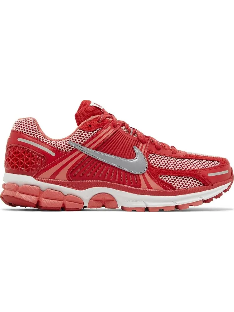 Кроссовки Air Zoom Vomero 5 'University Red' — изображение 1 из 4, красный