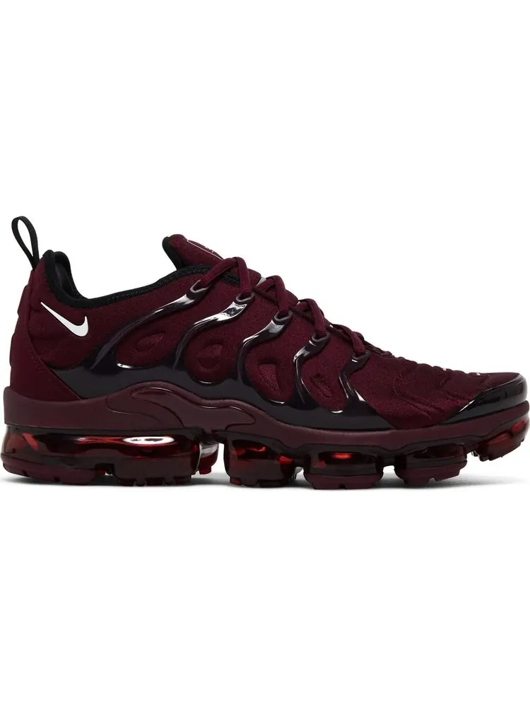 Кроссовки Air VaporMax Plus 'Night Maroon' — изображение 1 из 4, красный