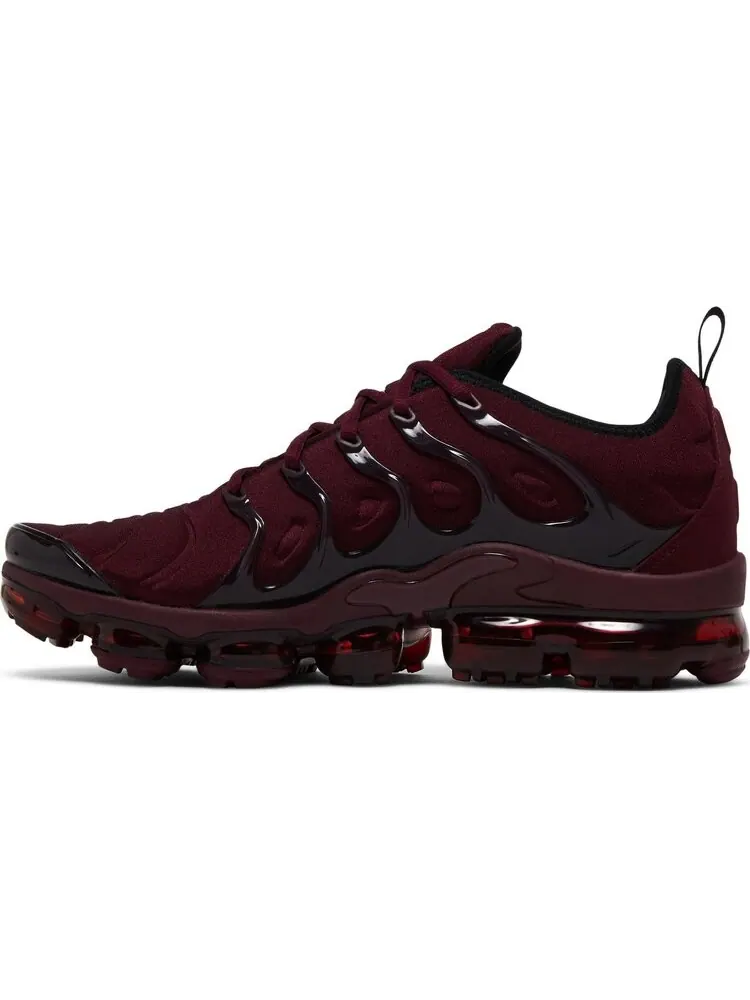 Кроссовки Air VaporMax Plus 'Night Maroon' — изображение 3 из 4, красный
