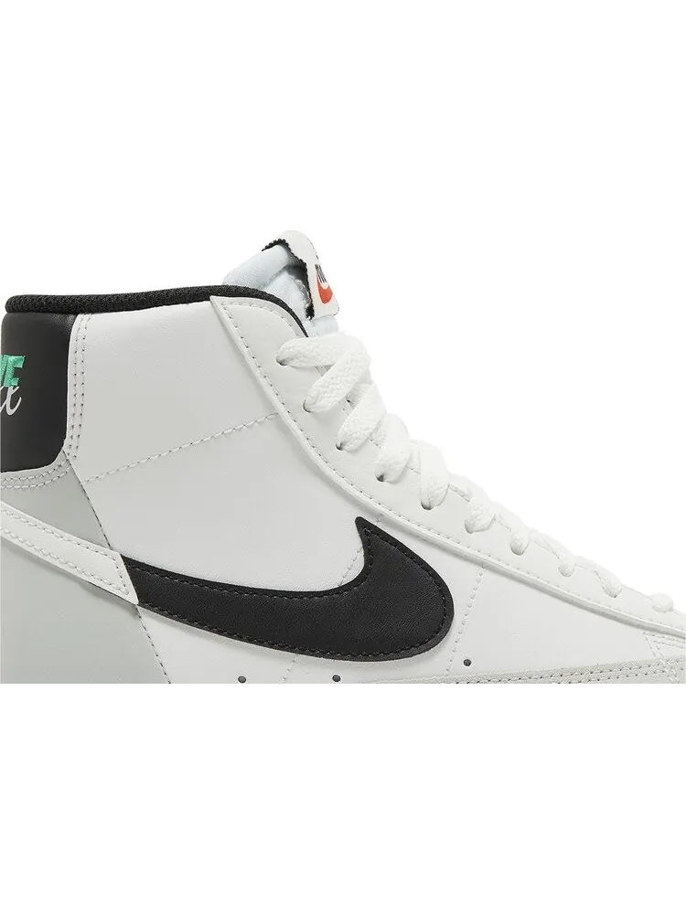 Кроссовки Blazer Mid '77 SE GS 'Split - White Black' — изображение 2 из 4, белый