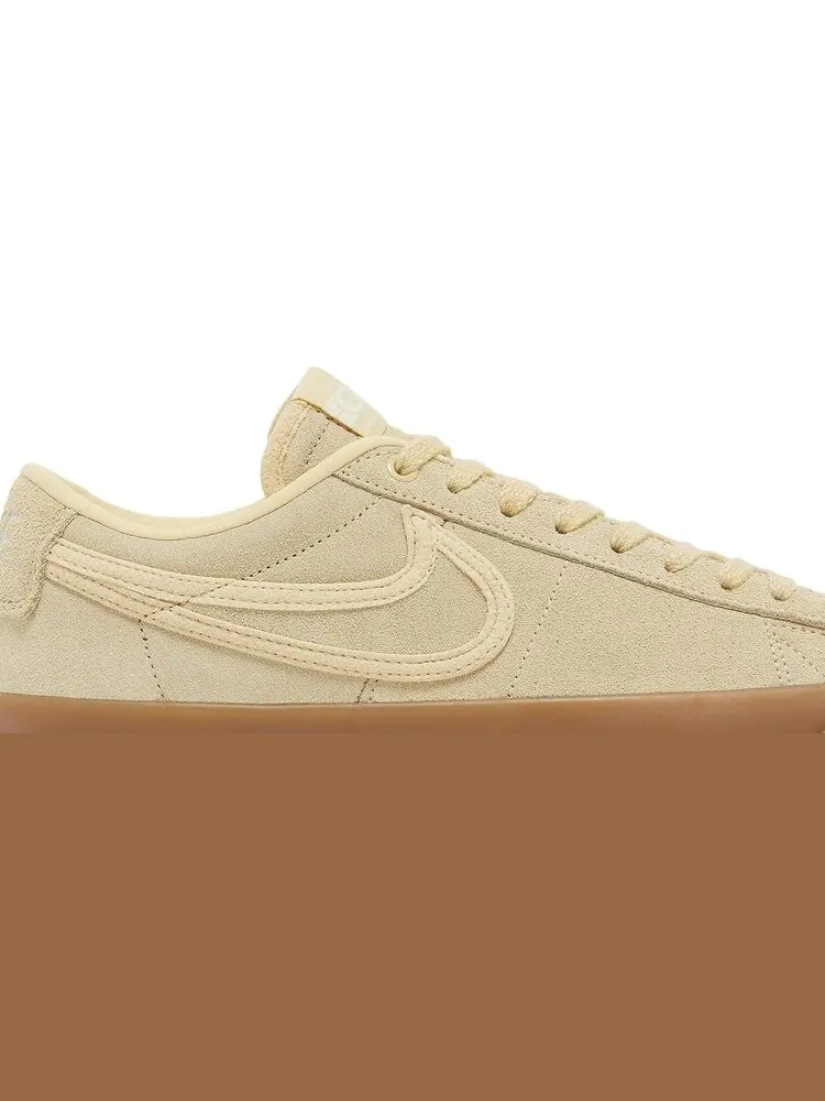 Кроссовки Blazer Low Pro GT Premium SB 'Pale Vanilla Gum' — изображение 2 из 4, загар