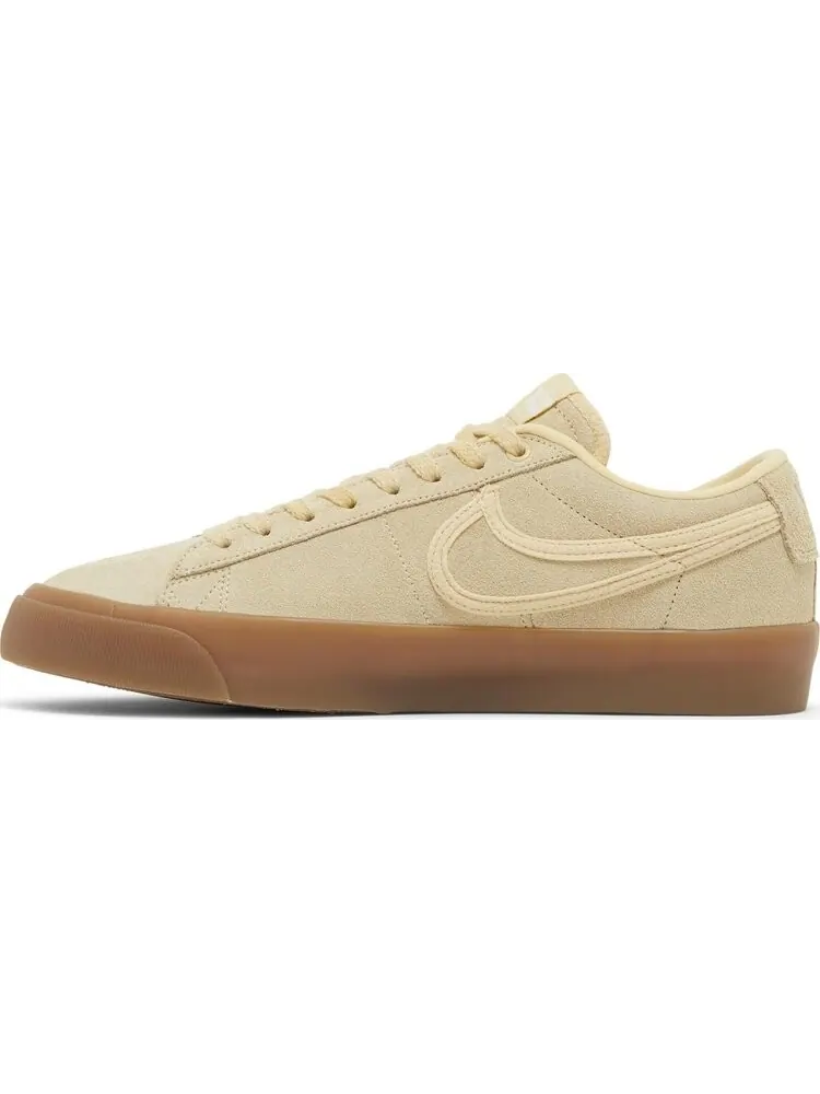 Кроссовки Blazer Low Pro GT Premium SB 'Pale Vanilla Gum' — изображение 3 из 4, загар