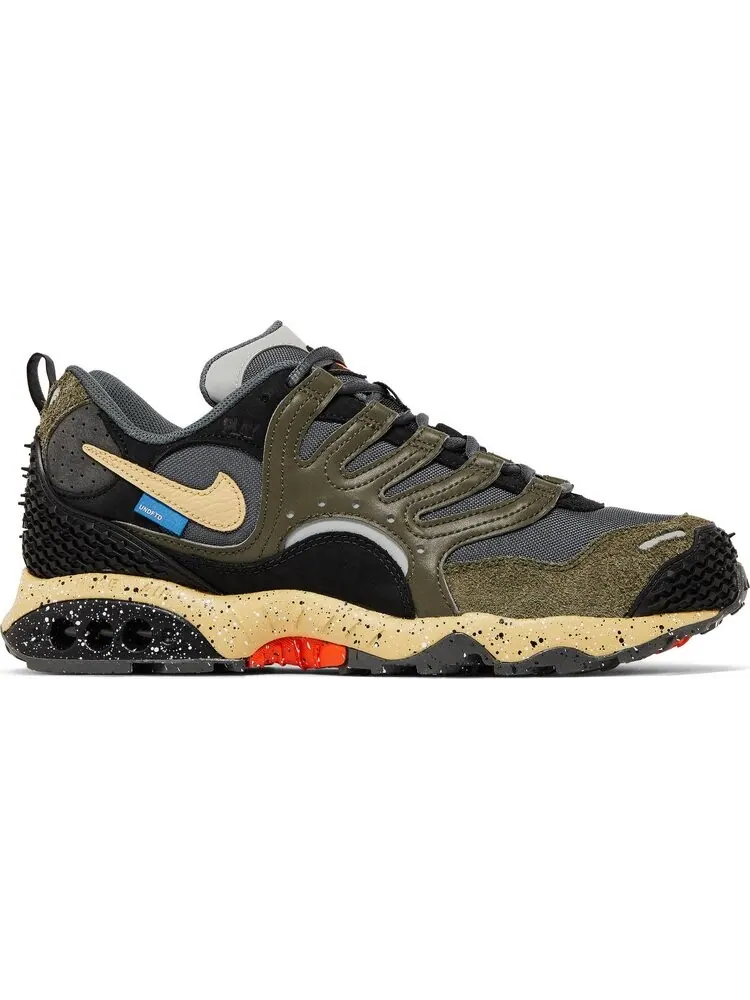 Кроссовки Undefeated x Air Terra Humara 'Cargo Khaki' — изображение 1 из 4, зеленый
