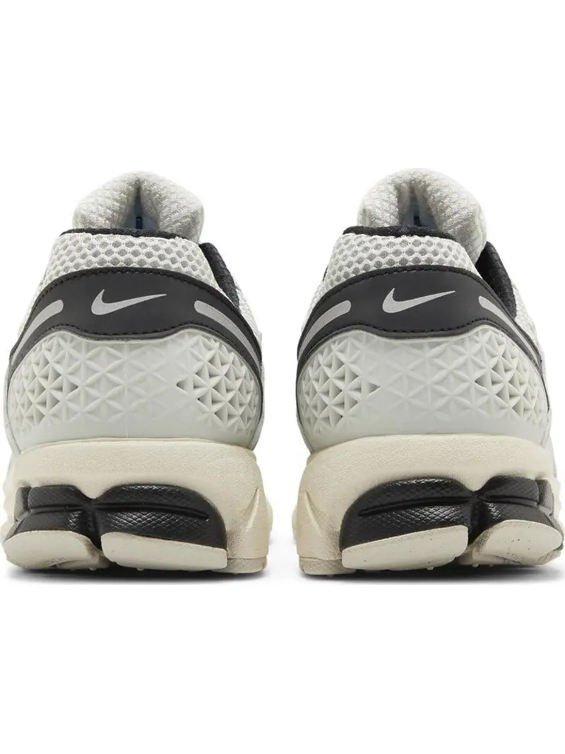 Кроссовки Nike Air Zoom Vomero 5 'Supersonic' — изображение 3 из 4, мультиколор