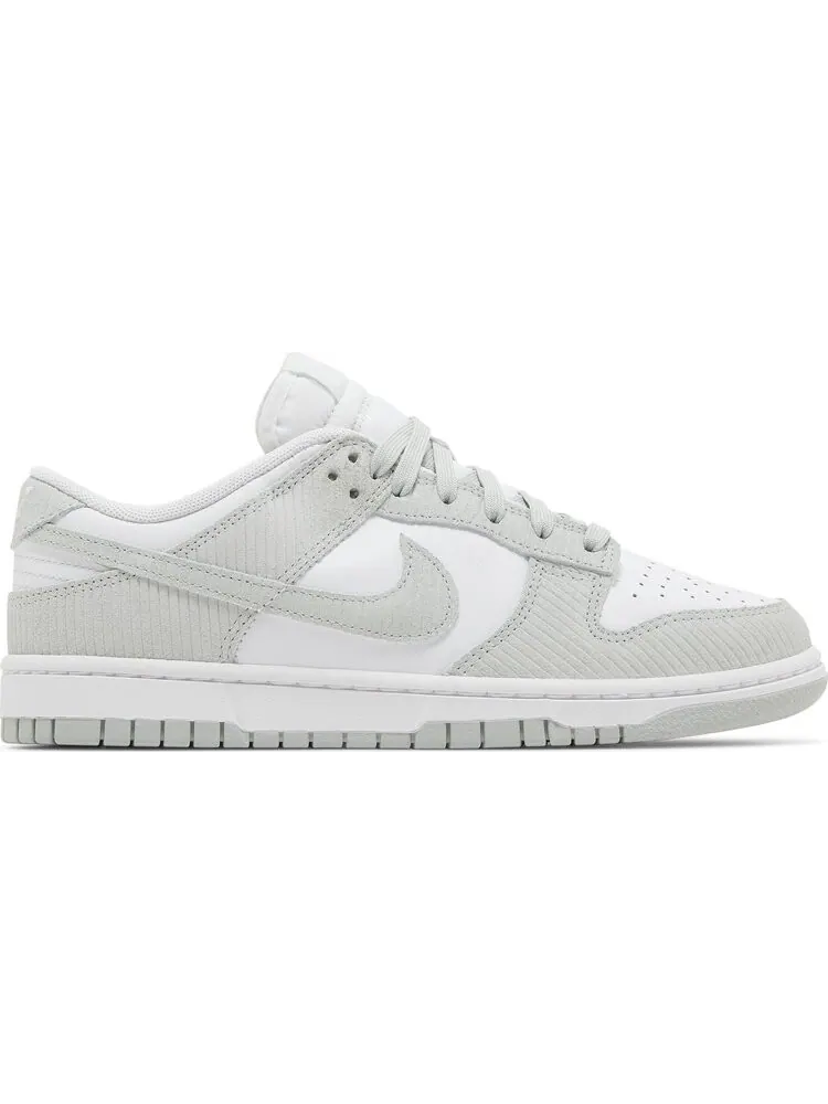 Кроссовки Wmns Dunk Low 'Light Silver Corduroy' — изображение 1 из 4, серый