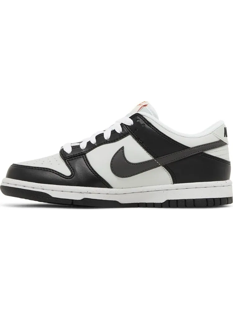 Кроссовки Dunk Low GS 'Black Bright Mandarin' — изображение 3 из 4, черный