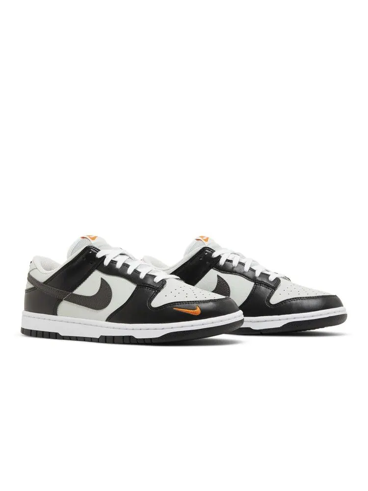 Кроссовки Nike Dunk Low 'Mini Swoosh - Black Total Orange' — изображение 9 из 9, черный/белый/оранжевый