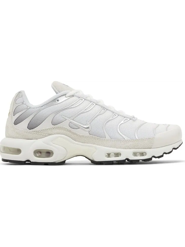 Кроссовки Air Max Plus 'Pure Platinum' — изображение 1 из 4, синий