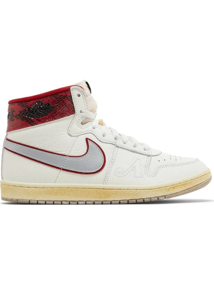 Кроссовки Awake NY x Jordan Air Ship PE SP 'University Red' — изображение 1 из 4, белый
