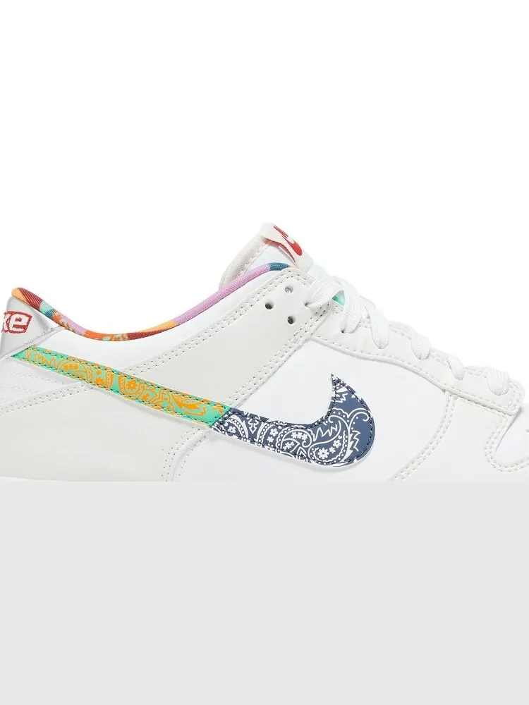 Кроссовки Dunk Low GS 'Multi-Color Paisley' — изображение 2 из 4, белый