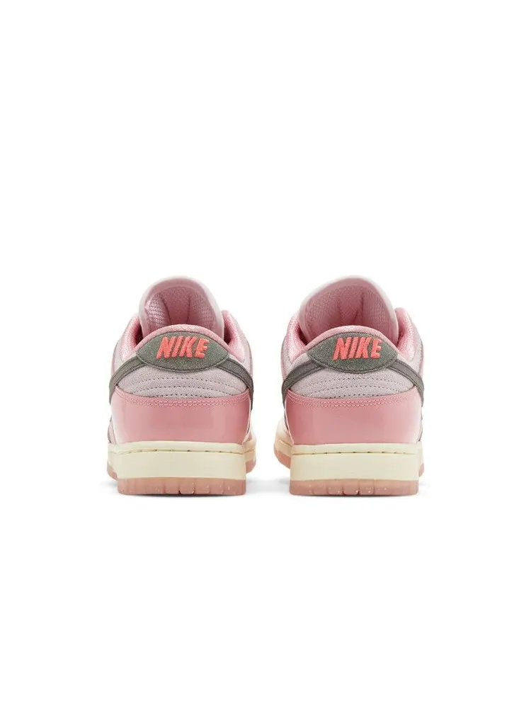 Кроссовки Nike Wmns Dunk Low LX 'Barbie' — изображение 7 из 9