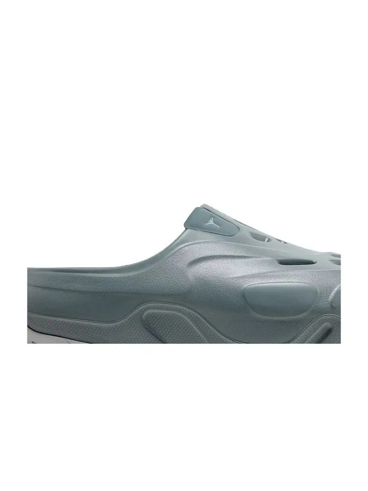 Шлепанцы Jordan Roam Slide 'Cool Grey' — изображение 2 из 8, серый