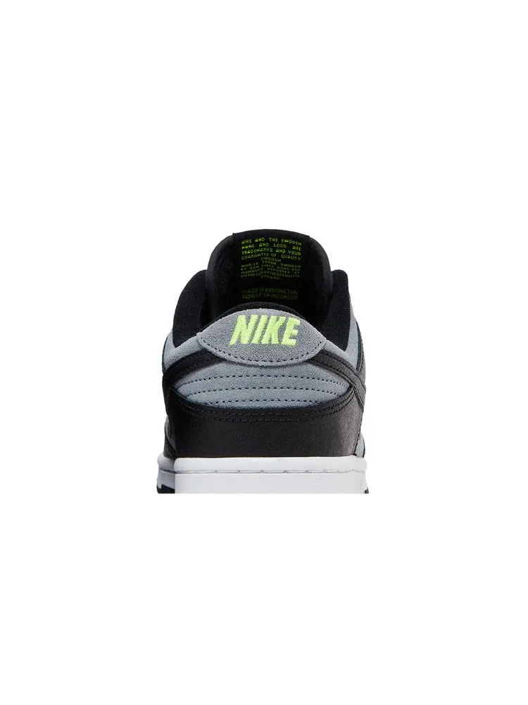 Кроссовки Nike Dunk Low 'Black Grey Green Strike' — изображение 8 из 9, черный
