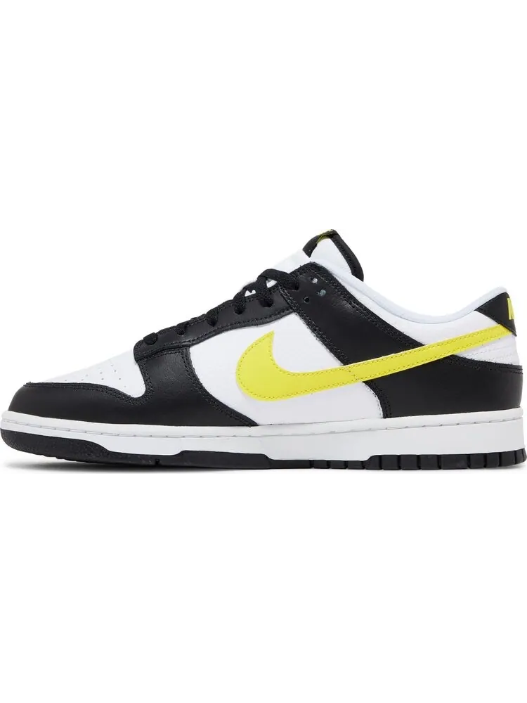 Кроссовки Dunk Low 'Black Opti Yellow' — изображение 3 из 4, черный