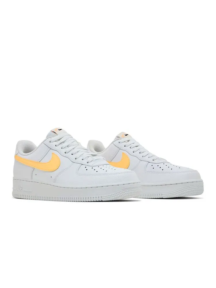 Кроссовки Nike Wmns Air Force 1 Low 'White Melon Tint' — изображение 9 из 9, белый//черный
