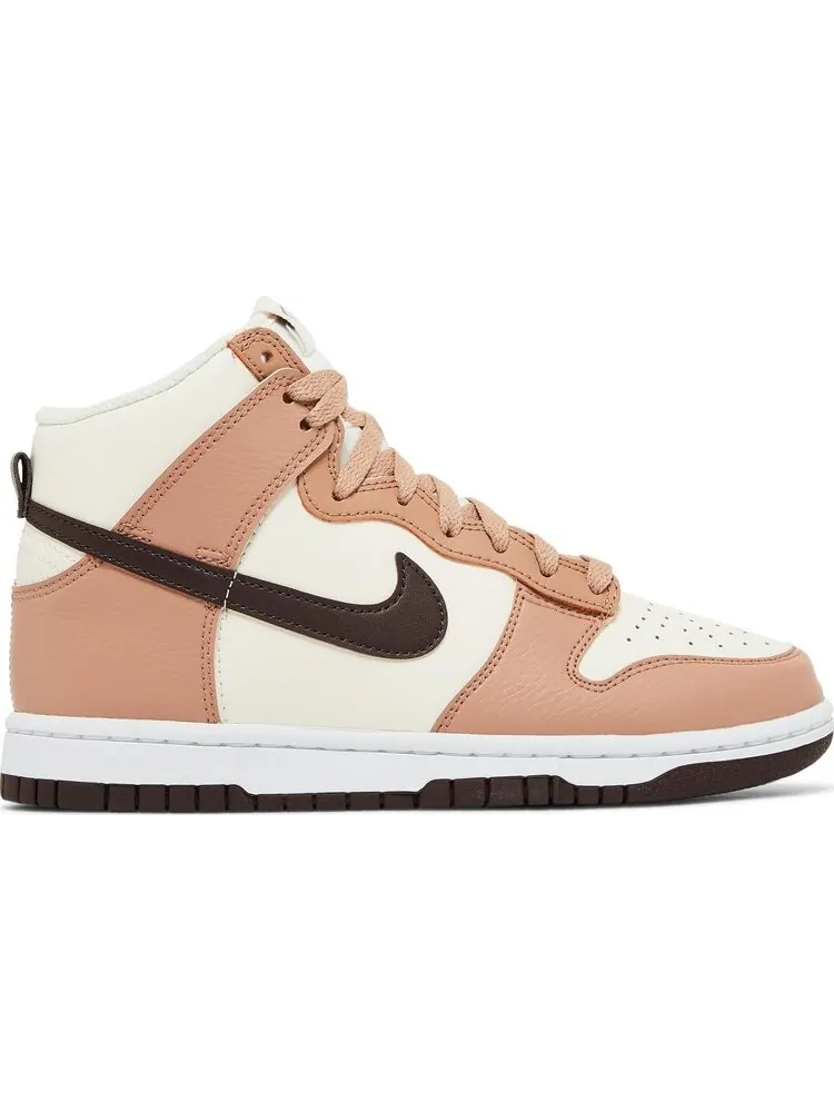 Кроссовки Wmns Dunk High 'Dusted Clay' — изображение 1 из 4, коричневый