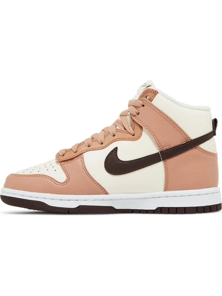 Кроссовки Wmns Dunk High 'Dusted Clay' — изображение 3 из 4, коричневый