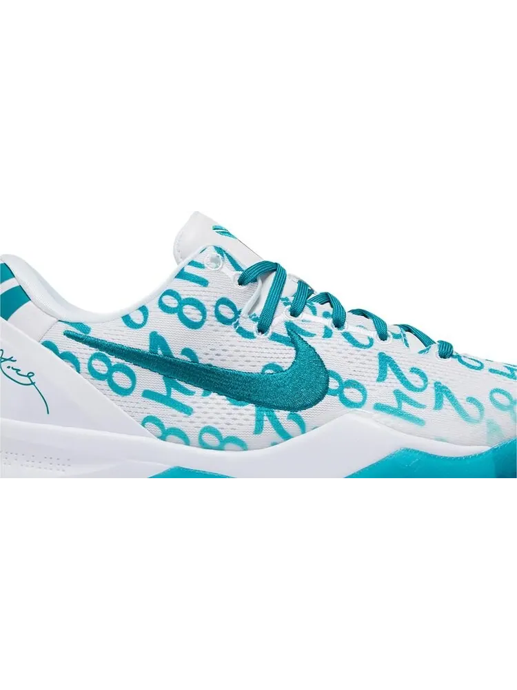 Кроссовки Kobe 8 Protro 'Radiant Emerald' — изображение 2 из 4, белый
