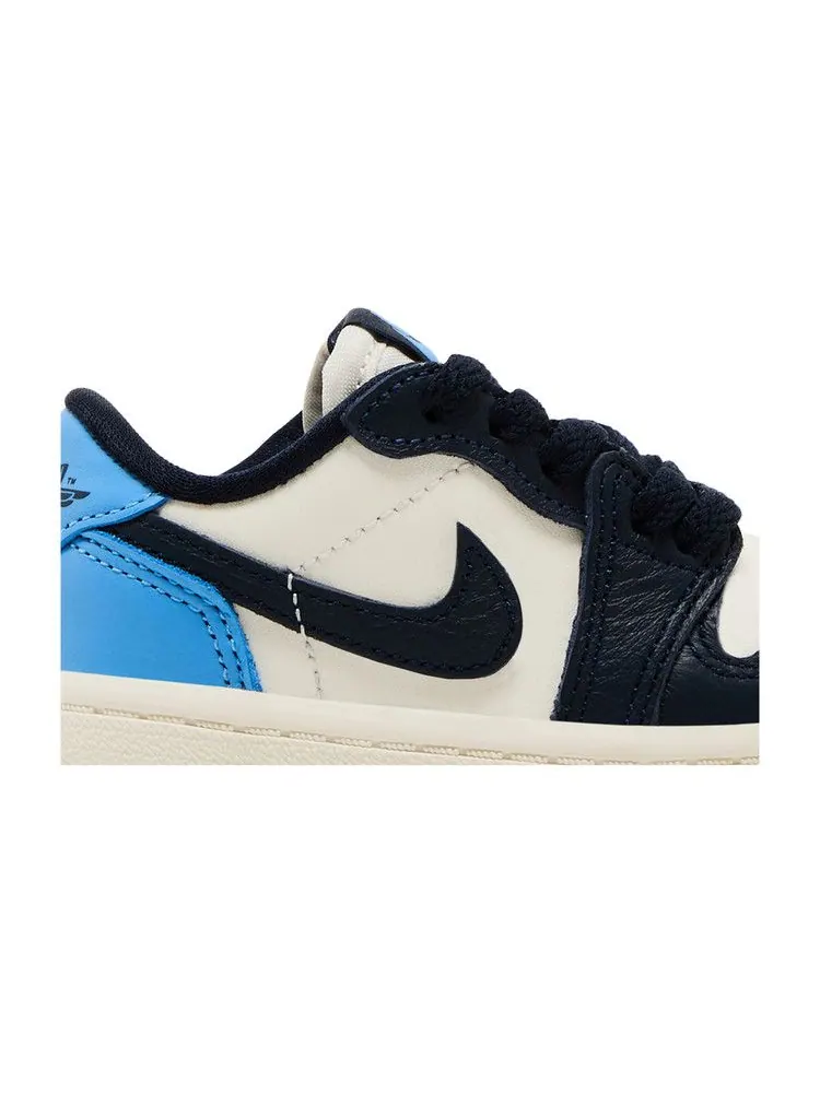 Кроссовки Air Jordan Air Jordan 1 Retro Low OG TD 'Obsidian UNC' — изображение 3 из 9, синий
