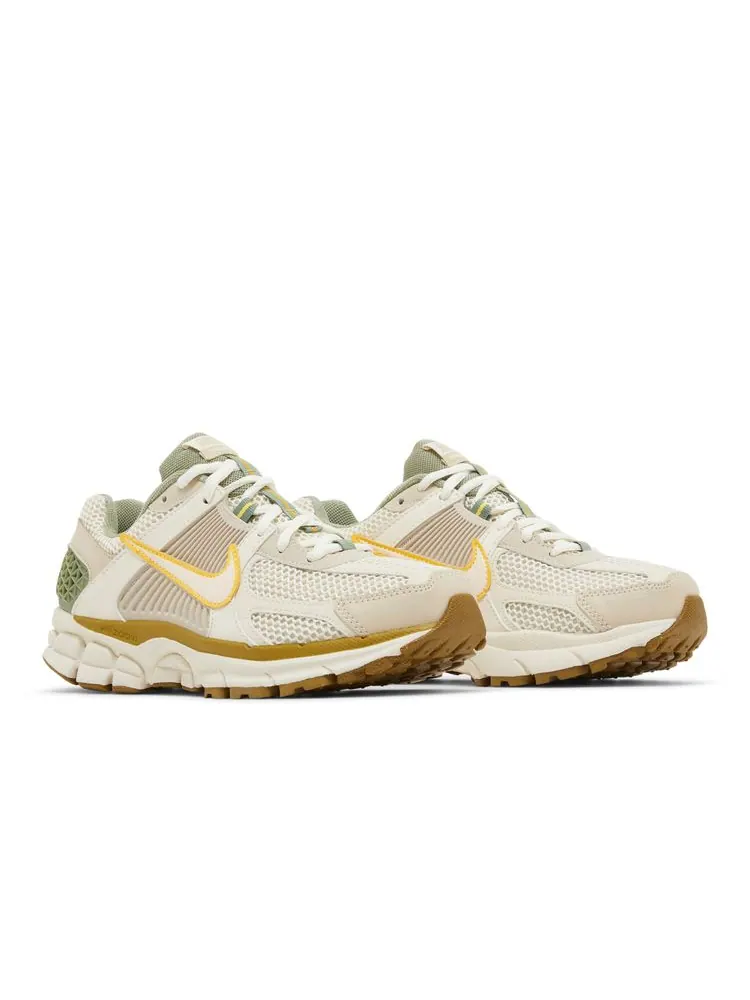 Кроссовки Wmns Air Zoom Vomero 5 'Pale Ivory Oil Green' — изображение 8 из 8