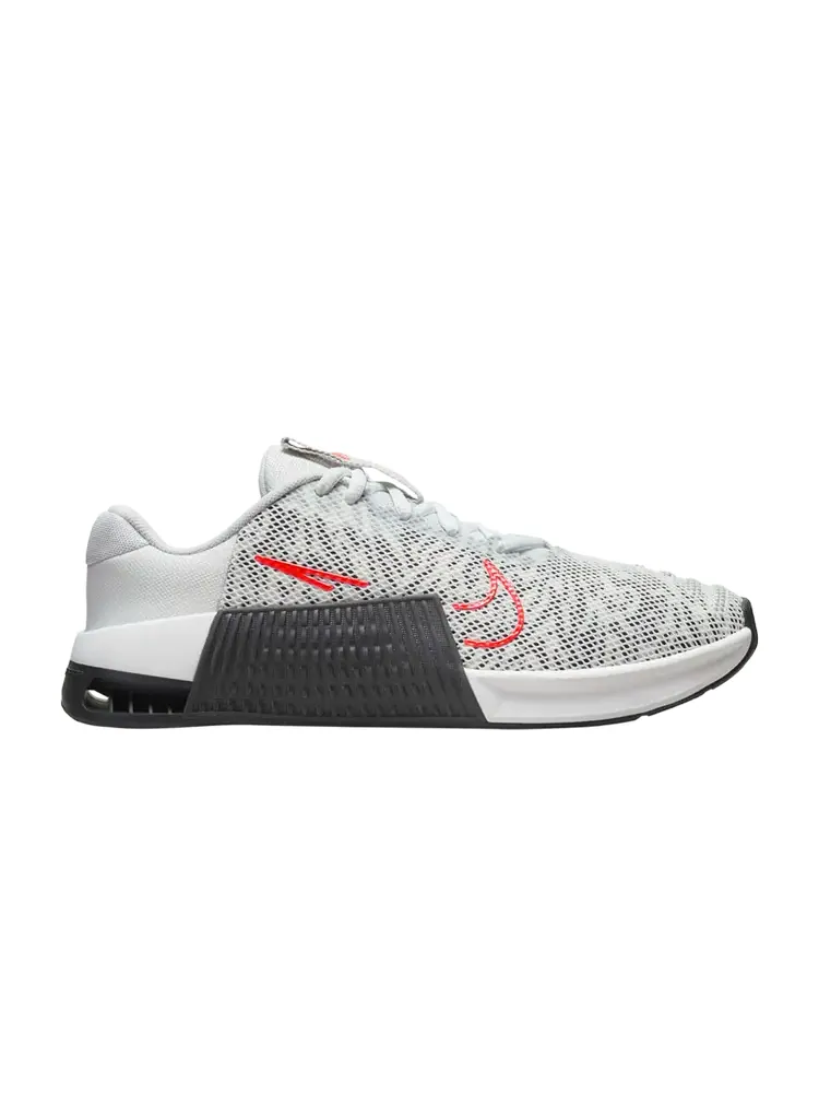 Кроссовки Wmns Metcon 9 Premium