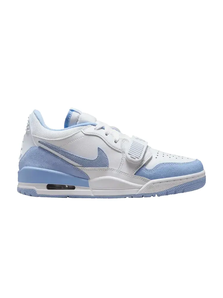 Кроссовки Air Jordan Wmns Jordan Legacy 312 Low 'Aluminum' — изображение 1 из 1, белый