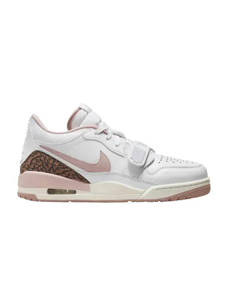 Кроссовки Air Jordan Wmns Jordan Legacy 312 Low White Pink Oxford — изображение 1 из 1, белый розовый