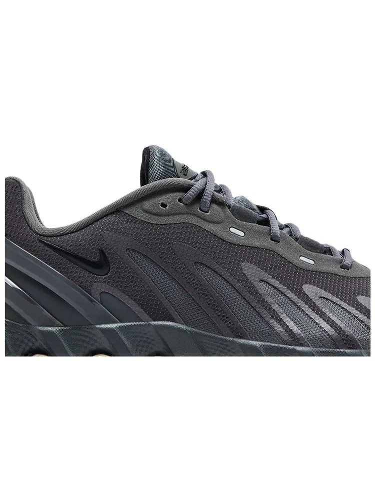 Кроссовки Nike Air Max DN8 'Iron Grey' — изображение 2 из 8, серый