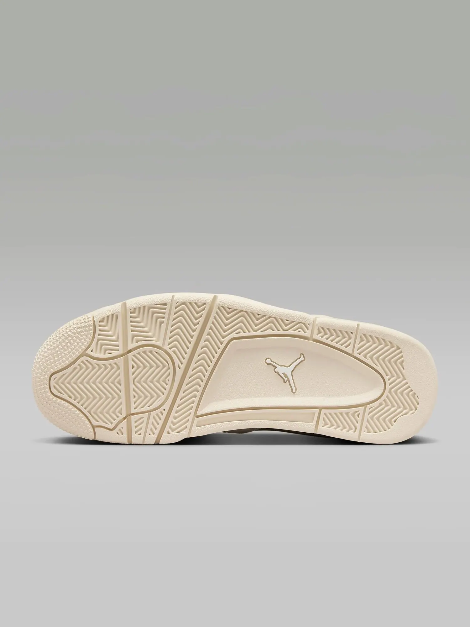 Женские кроссовки Air Jordan 4RM бежевые — изображение 4 из 8, бежевый