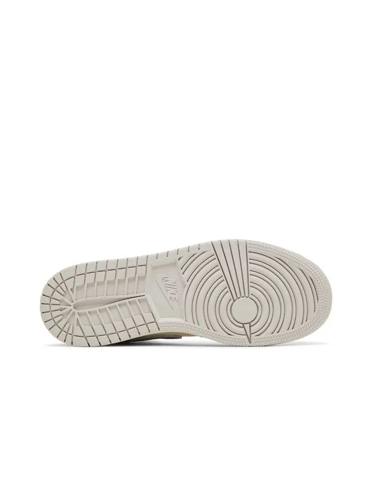 Кроссовки Air Jordan 1 Mid SE GS Neutral Grey Sail — изображение 4 из 6, серый