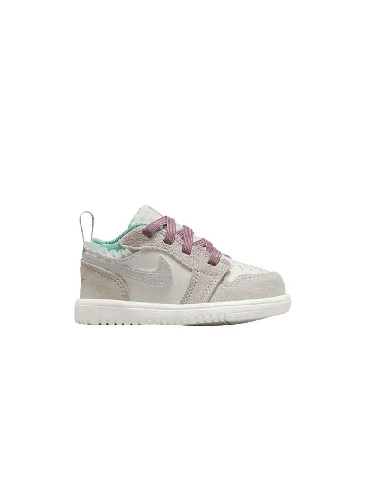 Кроссовки Air Jordan 1 Low Alt SE TD Sail Violet Dust — изображение 1 из 1, фиолетовый