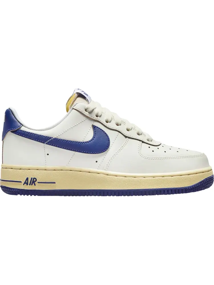 Кроссовки Wmns Air Force 1 '07 'Athletic Department - Deep Royal Blue' — изображение 1 из 1, белый