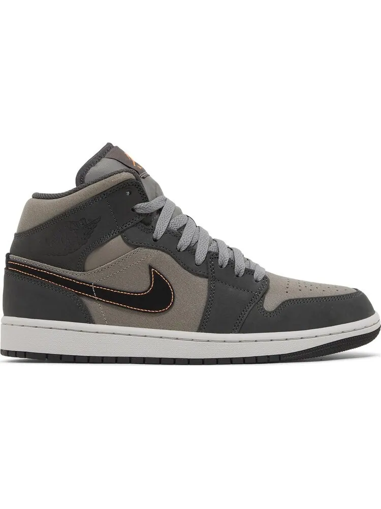 Кроссовки Air Jordan 1 Mid SE 'Night Stadium' — изображение 1 из 4, серый