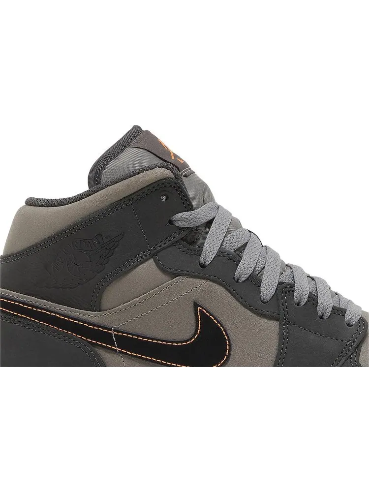 Кроссовки Air Jordan 1 Mid SE 'Night Stadium' — изображение 2 из 4, серый
