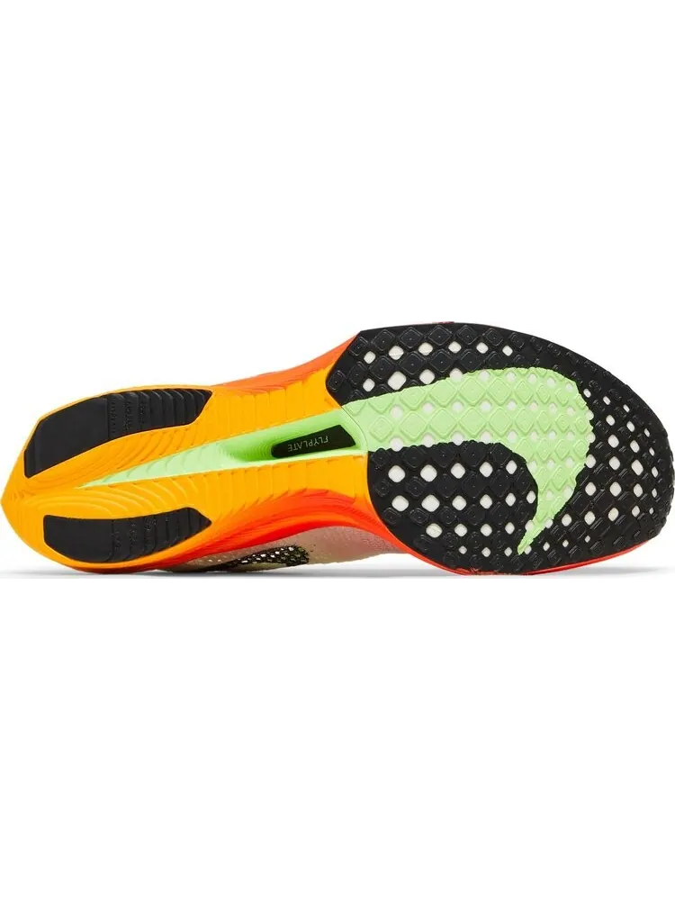 Кроссовки ZoomX VaporFly Next% 3 'No Finish Line' — изображение 4 из 4, белый