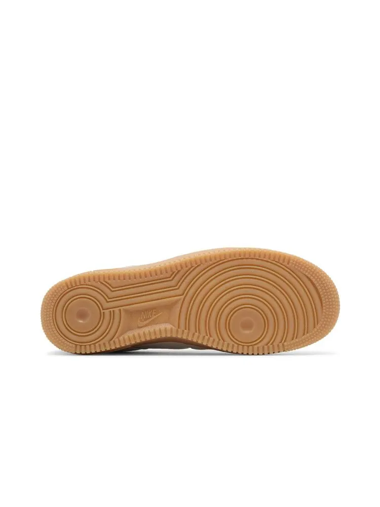 Кроссовки Nike Air Force 1 '07 LV8 'Gum Pack - Phantom Malachite' — изображение 5 из 9, желтый
