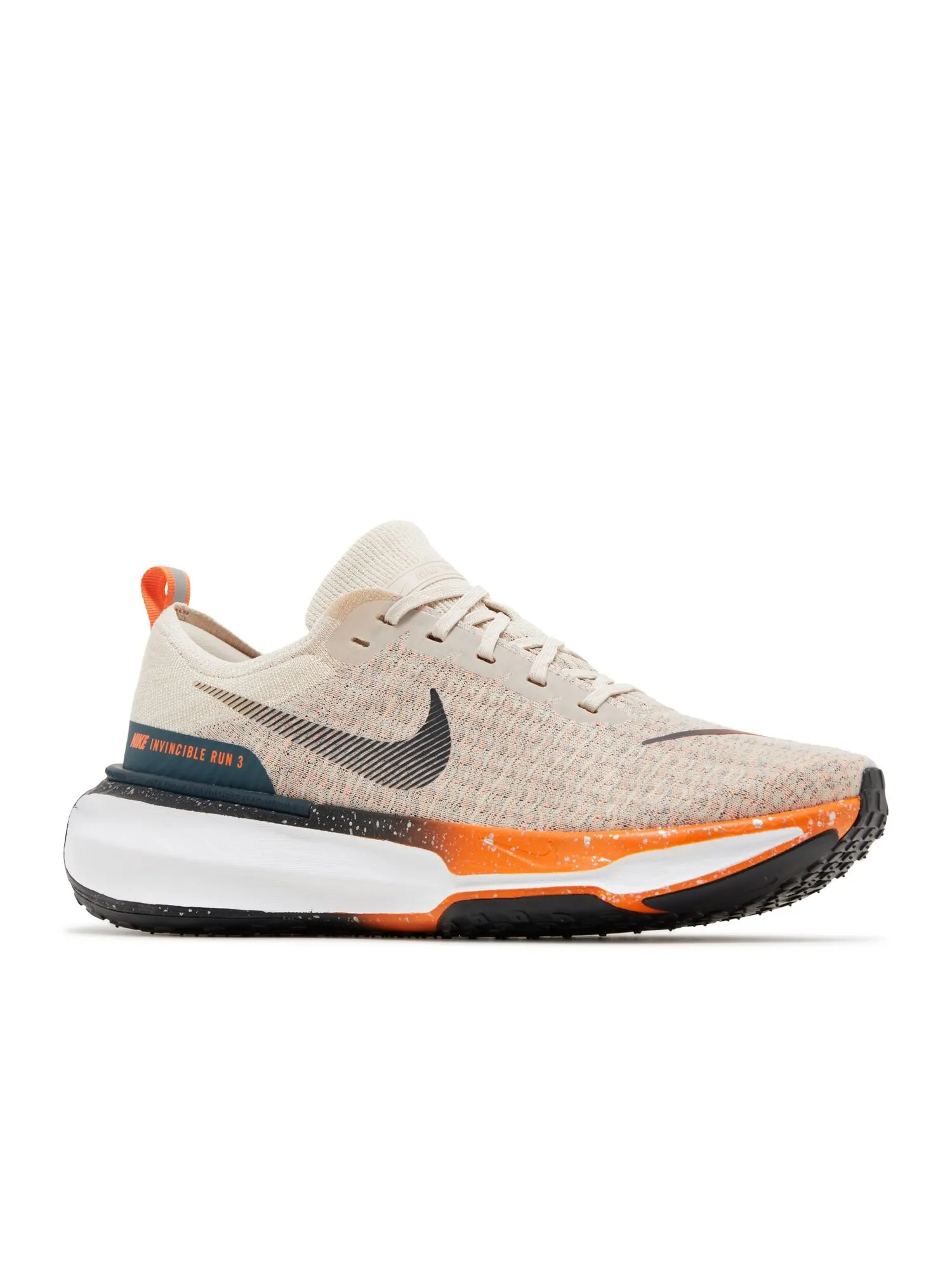 Кроссовки Nike Zoomx Invincible Run Flyknit 3 'Oatmeal Safety Orange' — изображение 2 из 4, бежевый
