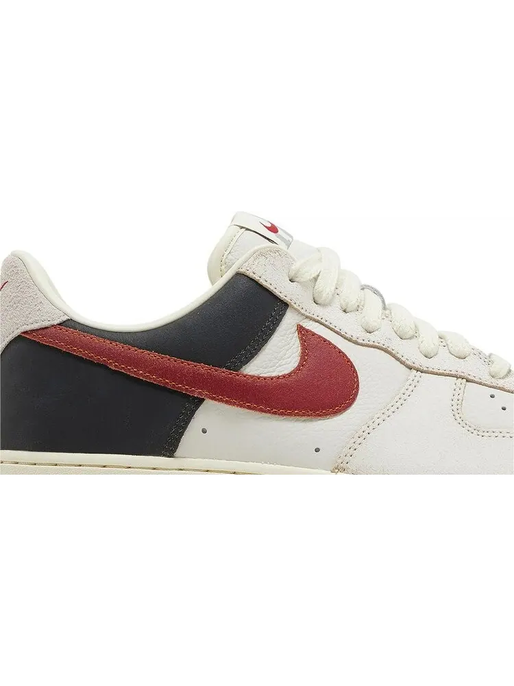 Кроссовки Air Force 1 '07 Premium 'Chicago Pack' — изображение 2 из 4, белый