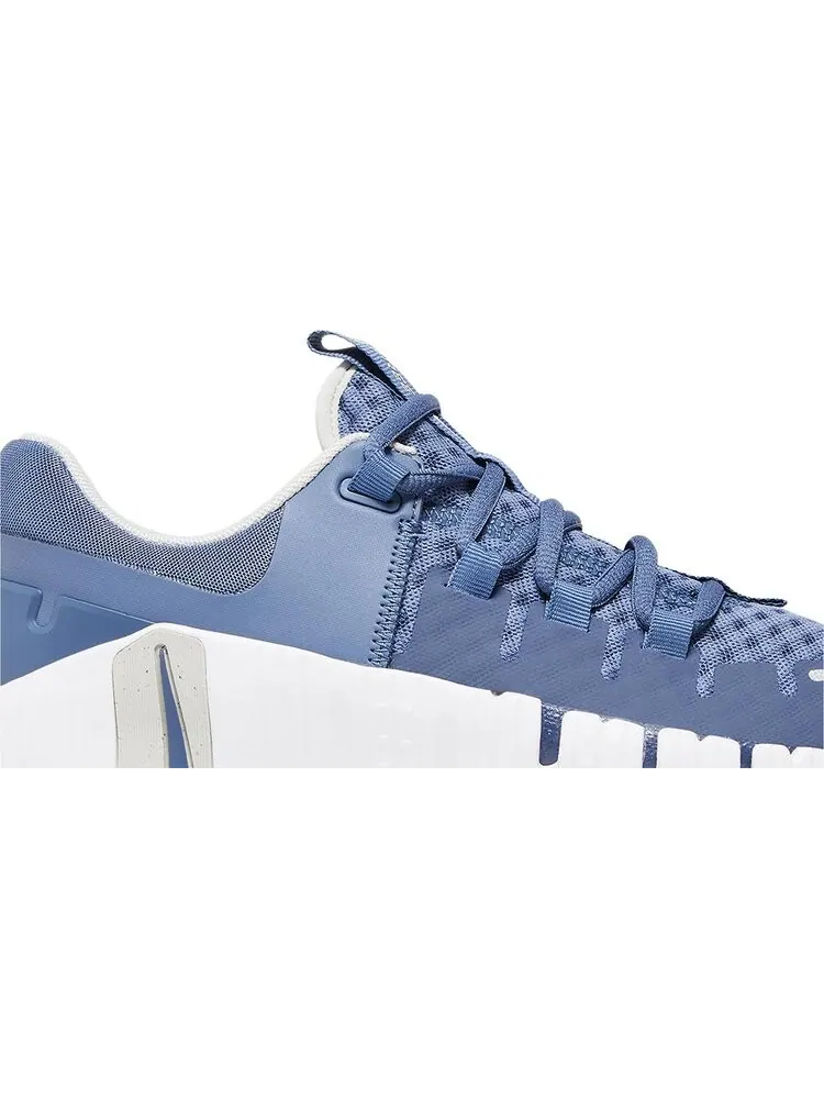 Кроссовки Wmns Free Metcon 5 'Diffused Blue' — изображение 2 из 4, синий