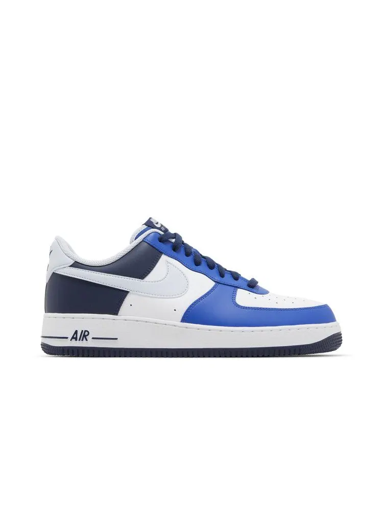 Кроссовки Nike Air Force 1 '07 LV8 'Game Royal Navy' — изображение 2 из 9, белый/серый//темно-синий