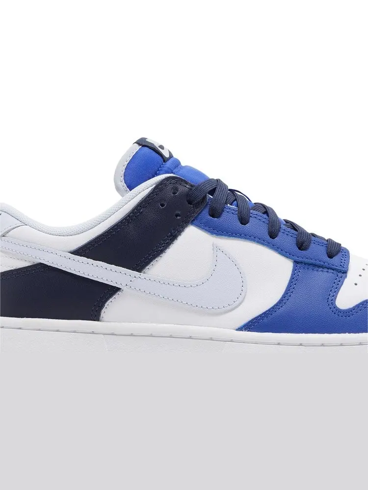 Кроссовки Dunk Low 'Game Royal Navy' — изображение 2 из 4, белый