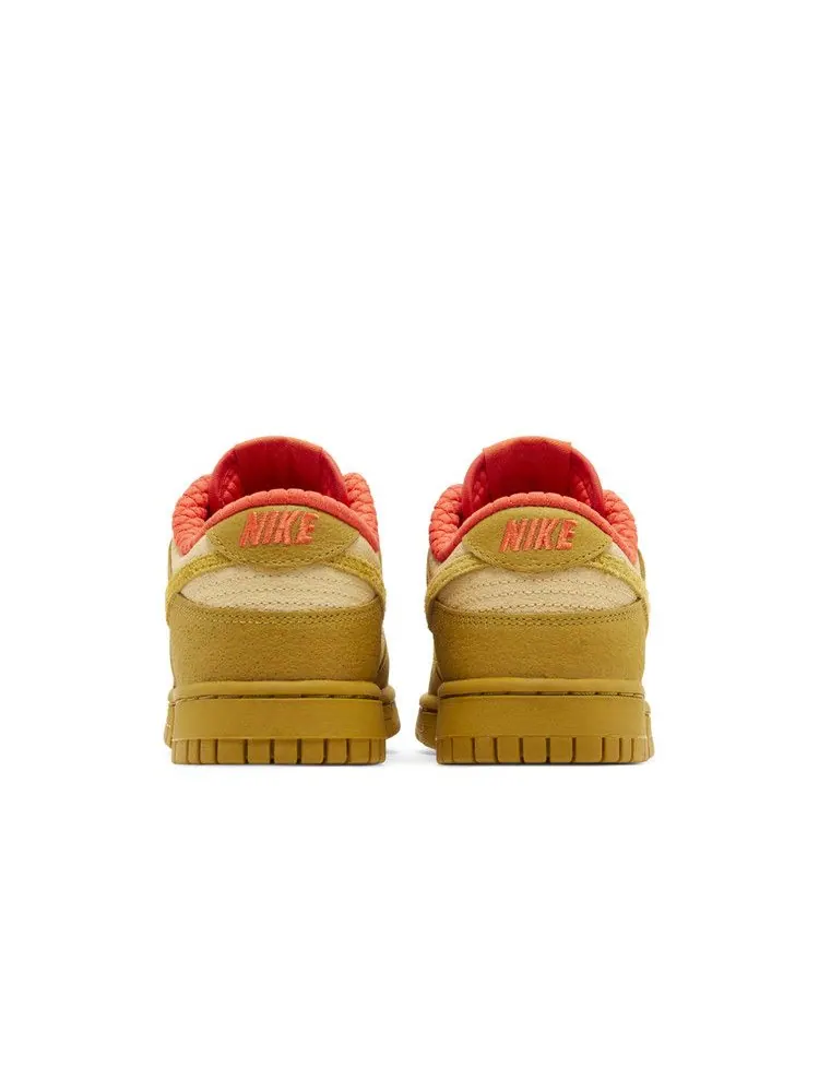 Кроссовки Nike Wmns Dunk Low 'Bronzine Picante Red' — изображение 7 из 9, красный