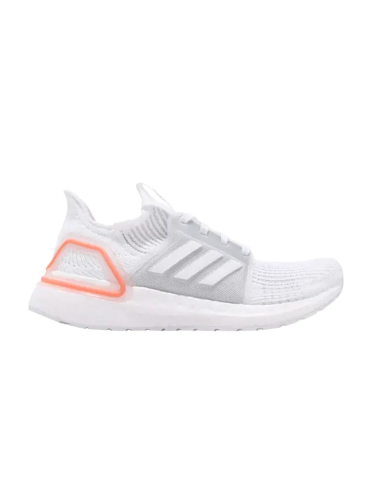 Кроссовки Adidas Wmns UltraBoost 19 — изображение 1 из 1, белый