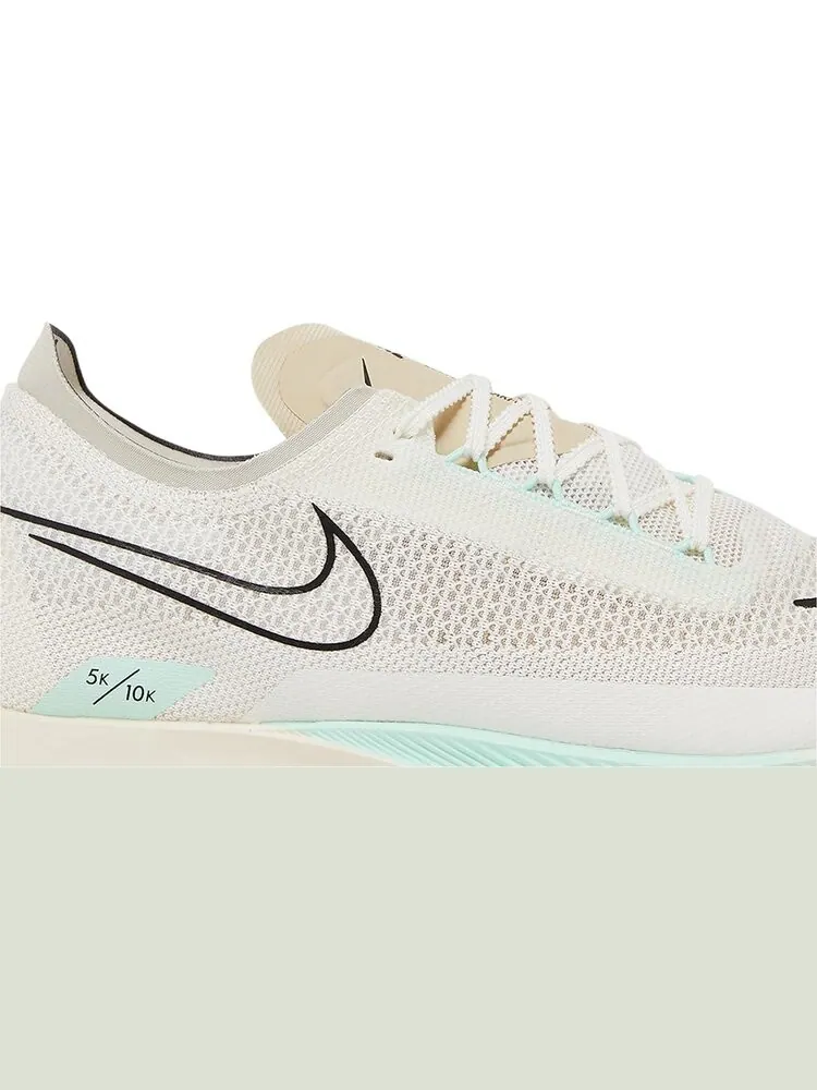 Кроссовки ZoomX Streakfly 'Sail Jade' — изображение 2 из 4, белый