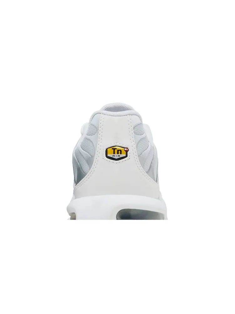 Кроссовки Wmns Air Max Plus 'White Metallic Silver' — изображение 7 из 8