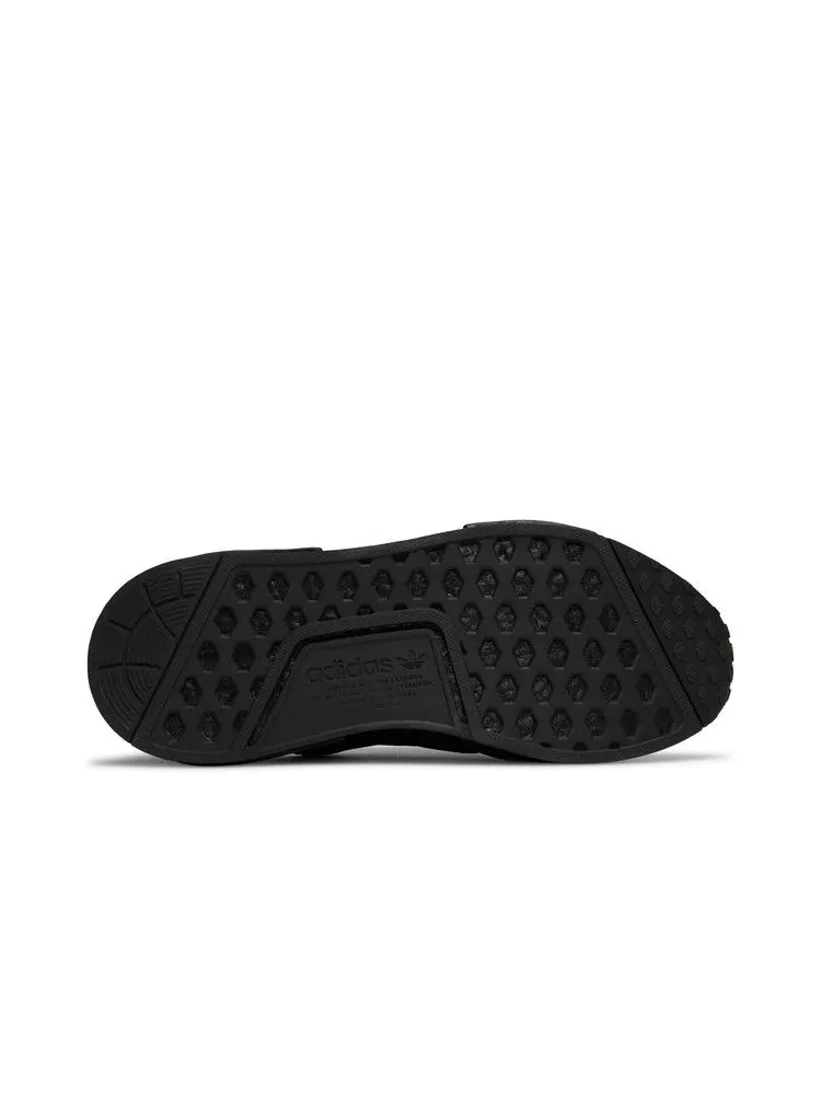 Кроссовки adidas NMD_R1 'Quilted Black' — изображение 5 из 9, черный/черный/черный