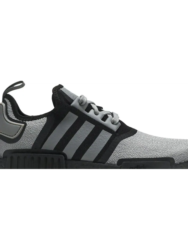 Кроссовки Adidas NMD_R1 'Grey Black' — изображение 2 из 8, серый
