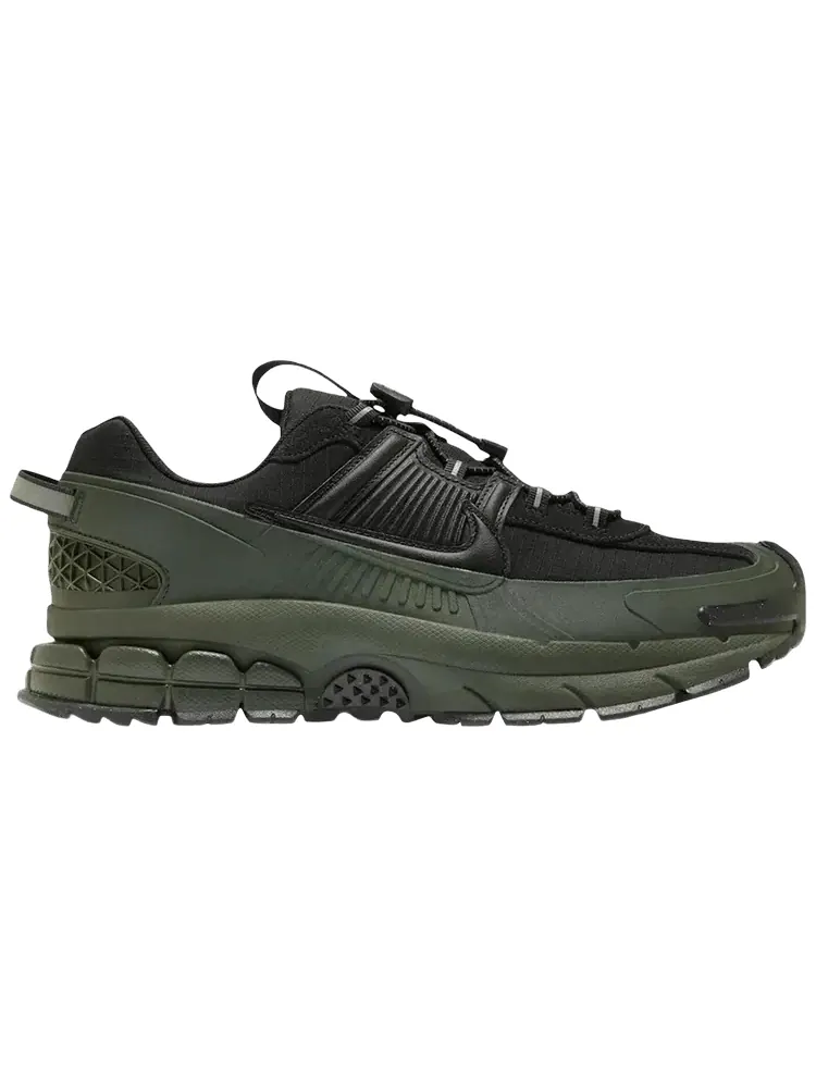 Кроссовки Nike Zoom Vomero Roam Winterized — изображение 1 из 1, зеленый