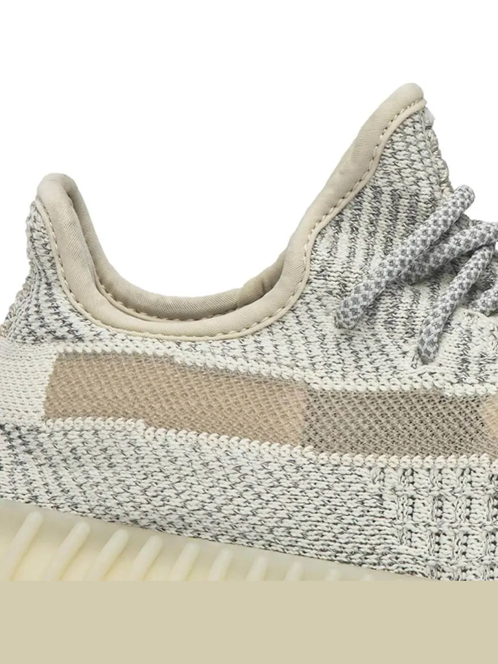 Кроссовки Yeezy Boost 350 V2 Lundmark Reflective — изображение 7 из 8, бежевый