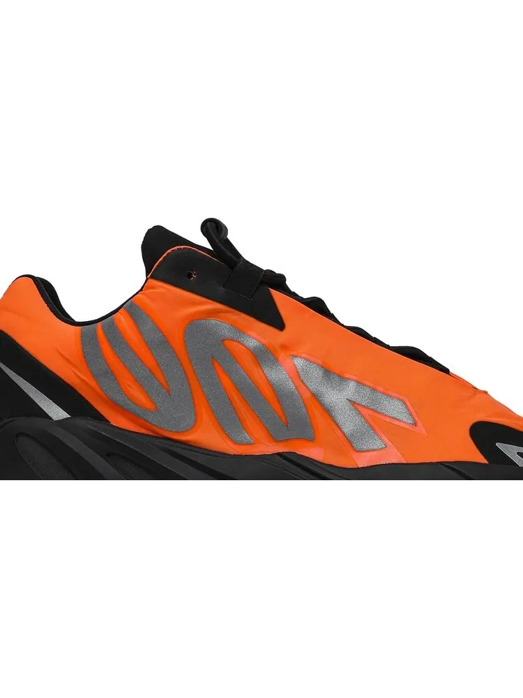 Кроссовки Adidas Yeezy Boost 700 MNVN 'Orange' — изображение 2 из 9, оранжевый